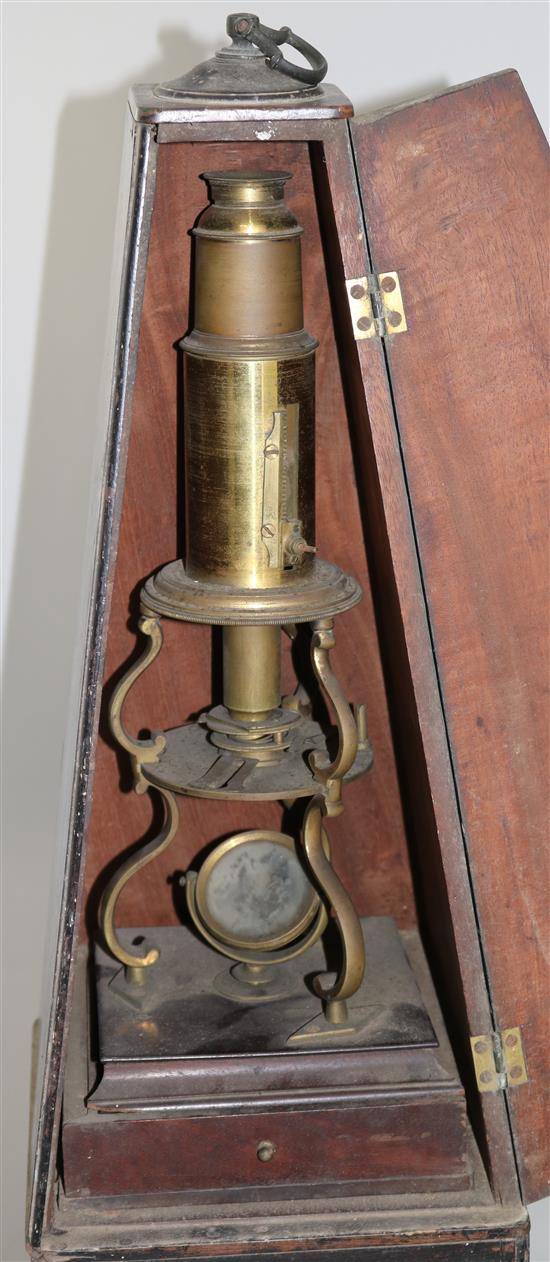 An 18th century Culpepers three pillared microscope, microscope 12.5in., case overall 22.5in.